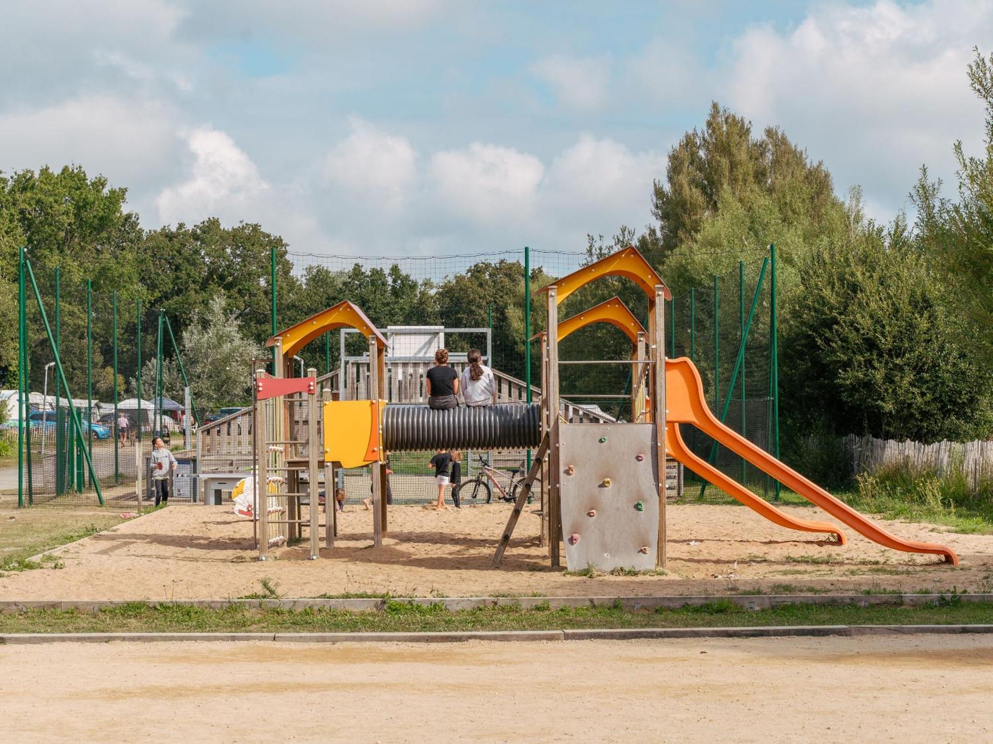 Domaine Residentiel De Plein Air Le Vorlen 4*